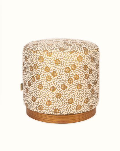 Folla Pouf Chair