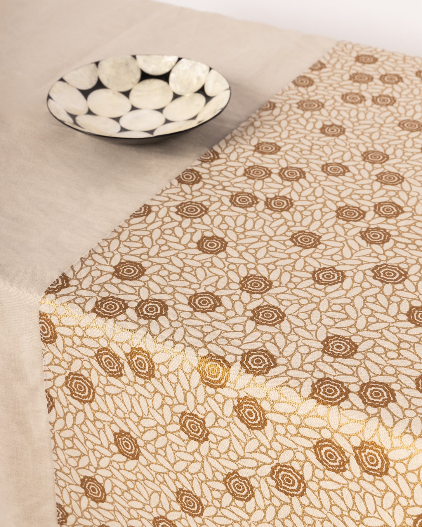 Folla Double-faced Table Runner