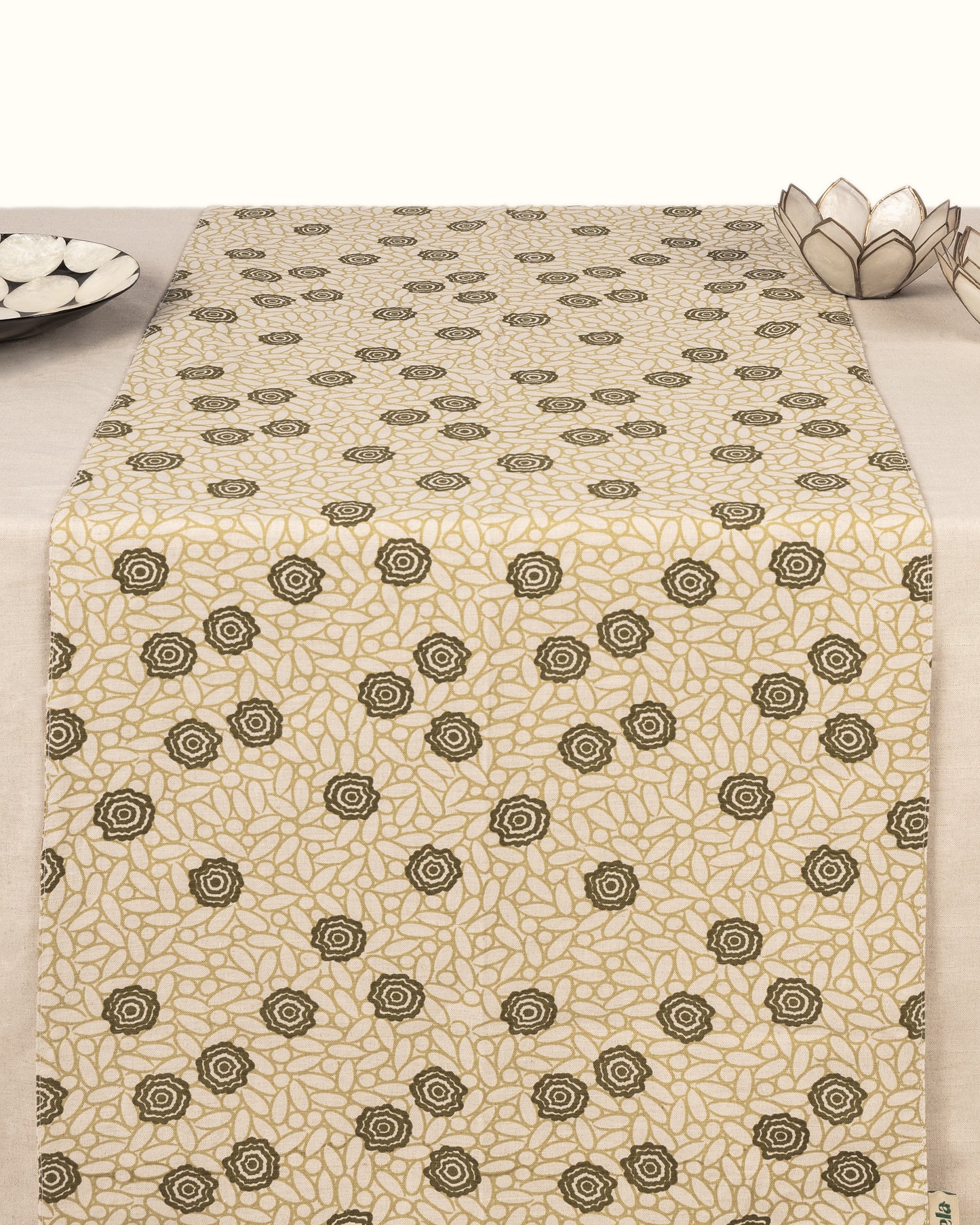 Folla Double-faced Table Runner