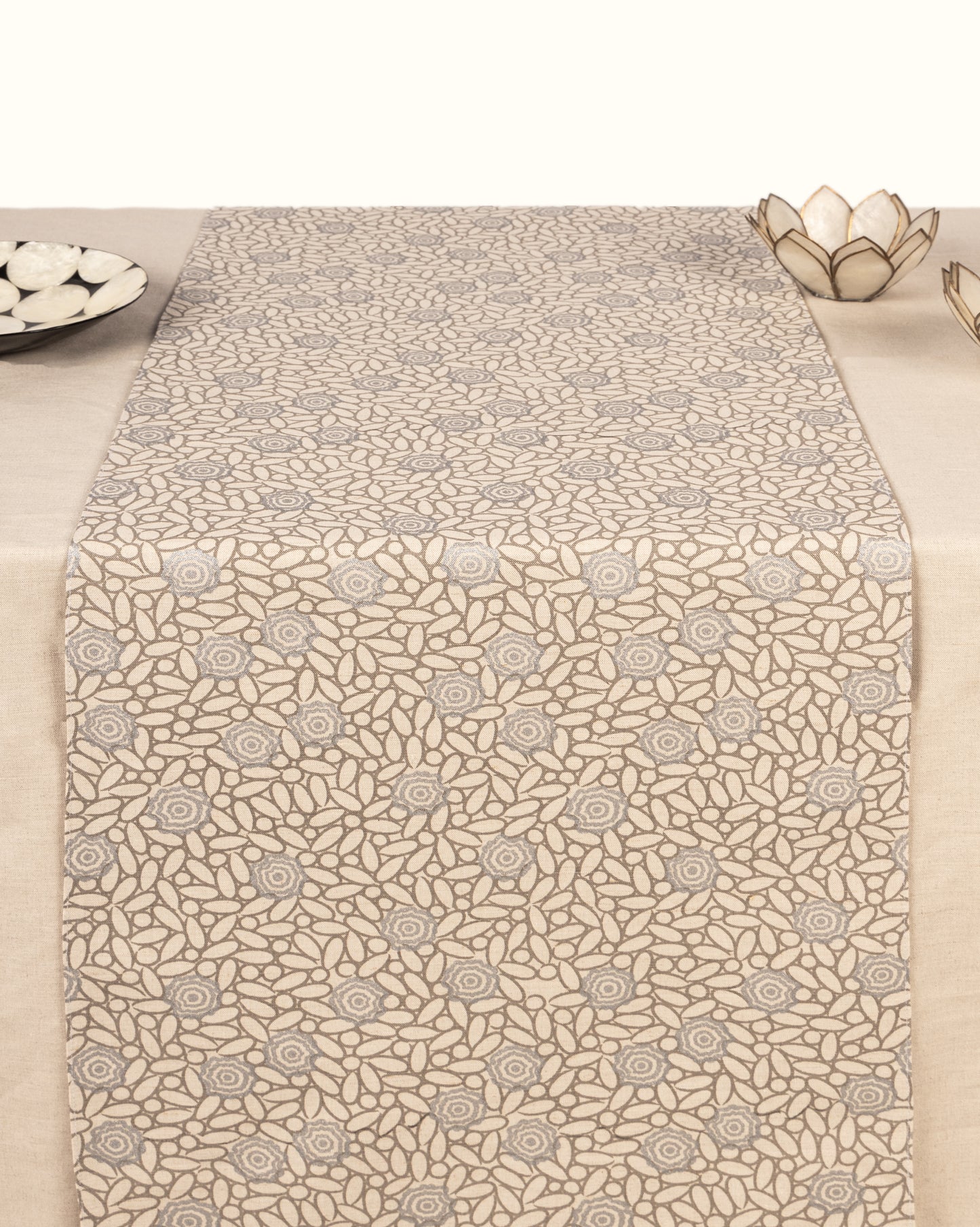 Folla Double-faced Table Runner